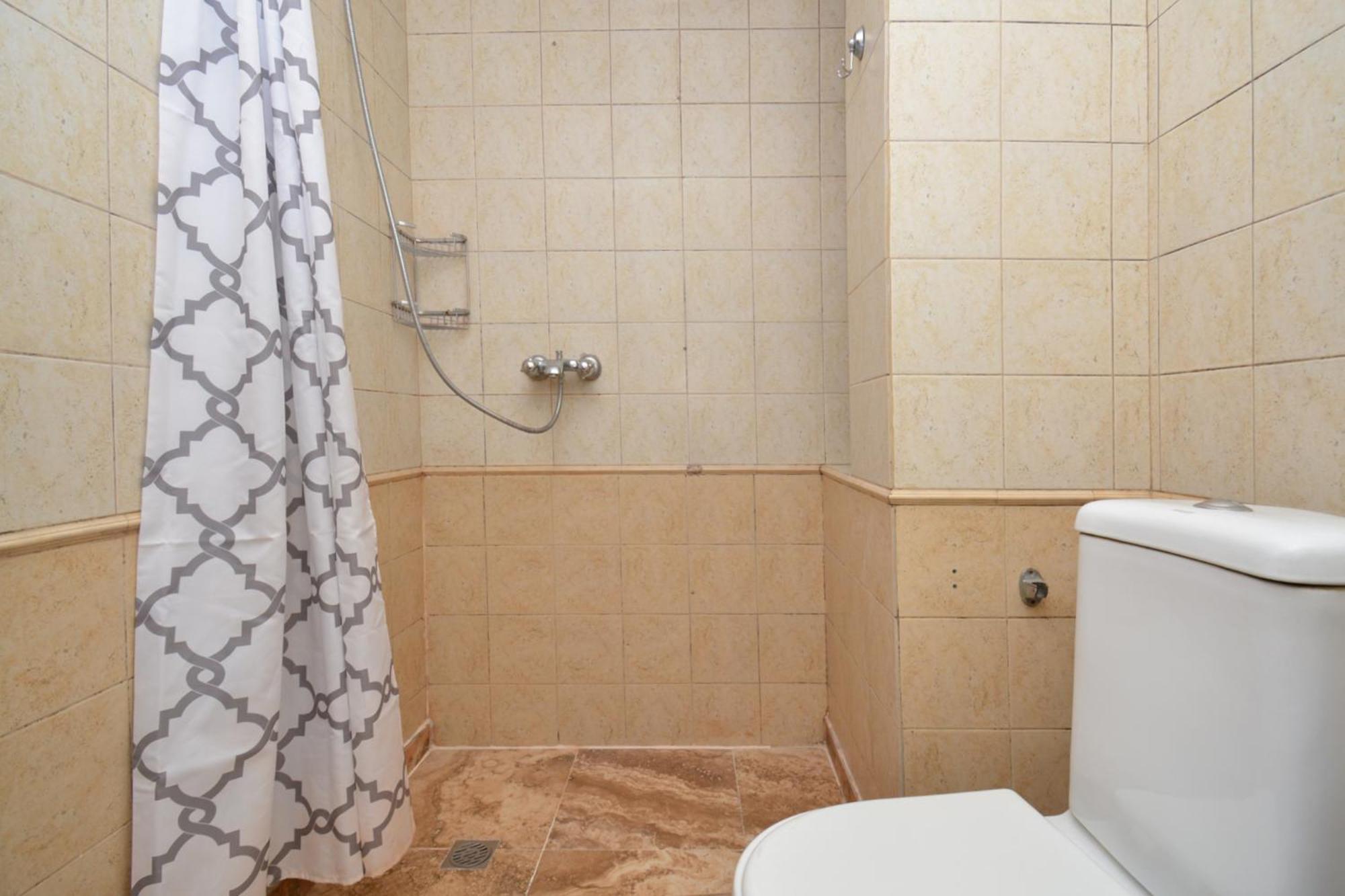 Apartment In Abovyan Street, 耶烈万 外观 照片
